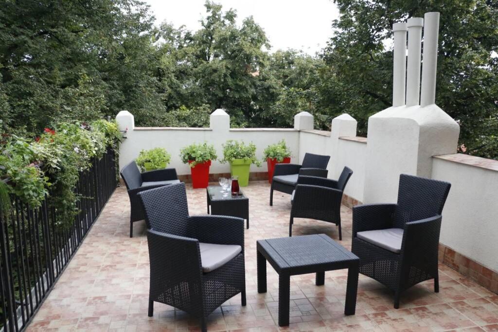 Rock - Studio With 30M2 Terrace Belgrade Exterior photo